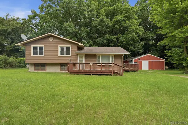 4762 Lonsberry Road, Columbiaville, MI 48421