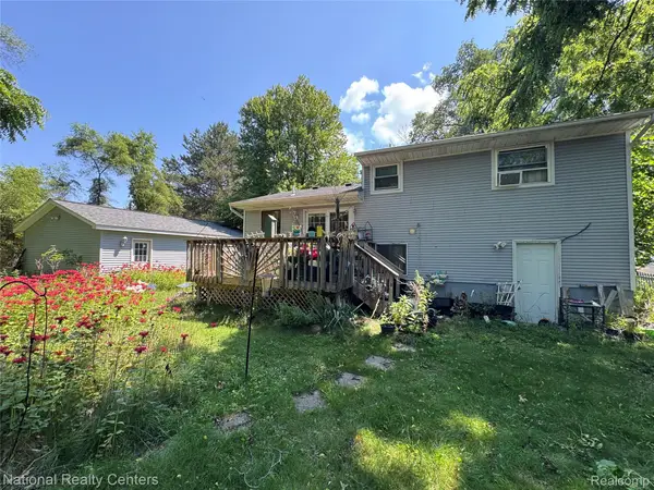 3090 Massena Street, CommerceTwp, MI 48382