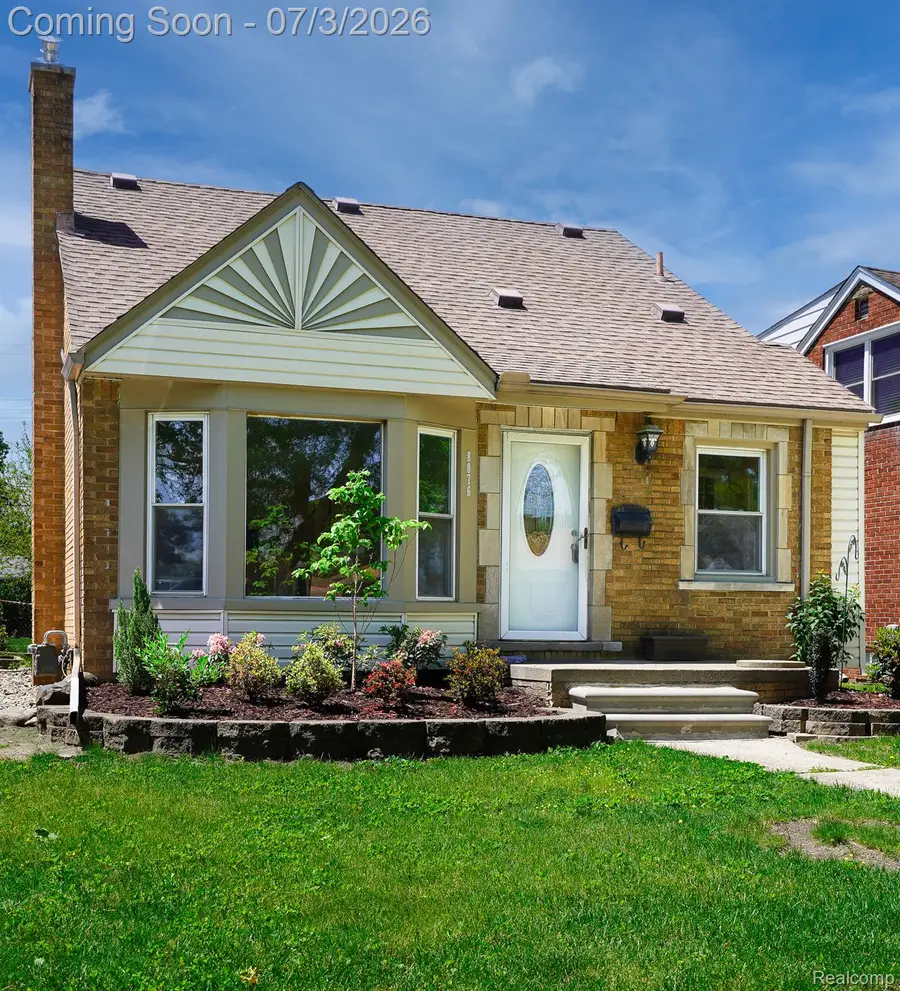 8076 Winona Avenue, Allen Park, MI 48101 - #2