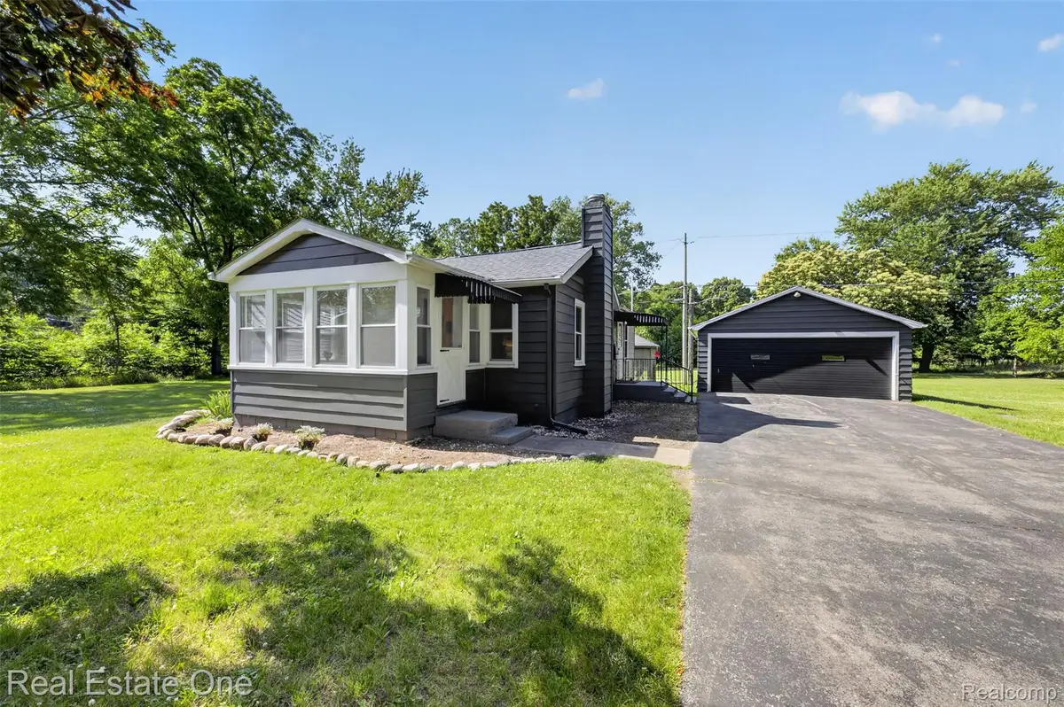 20138 W Old Us Highway 12, Chelsea, MI 48118 - #1