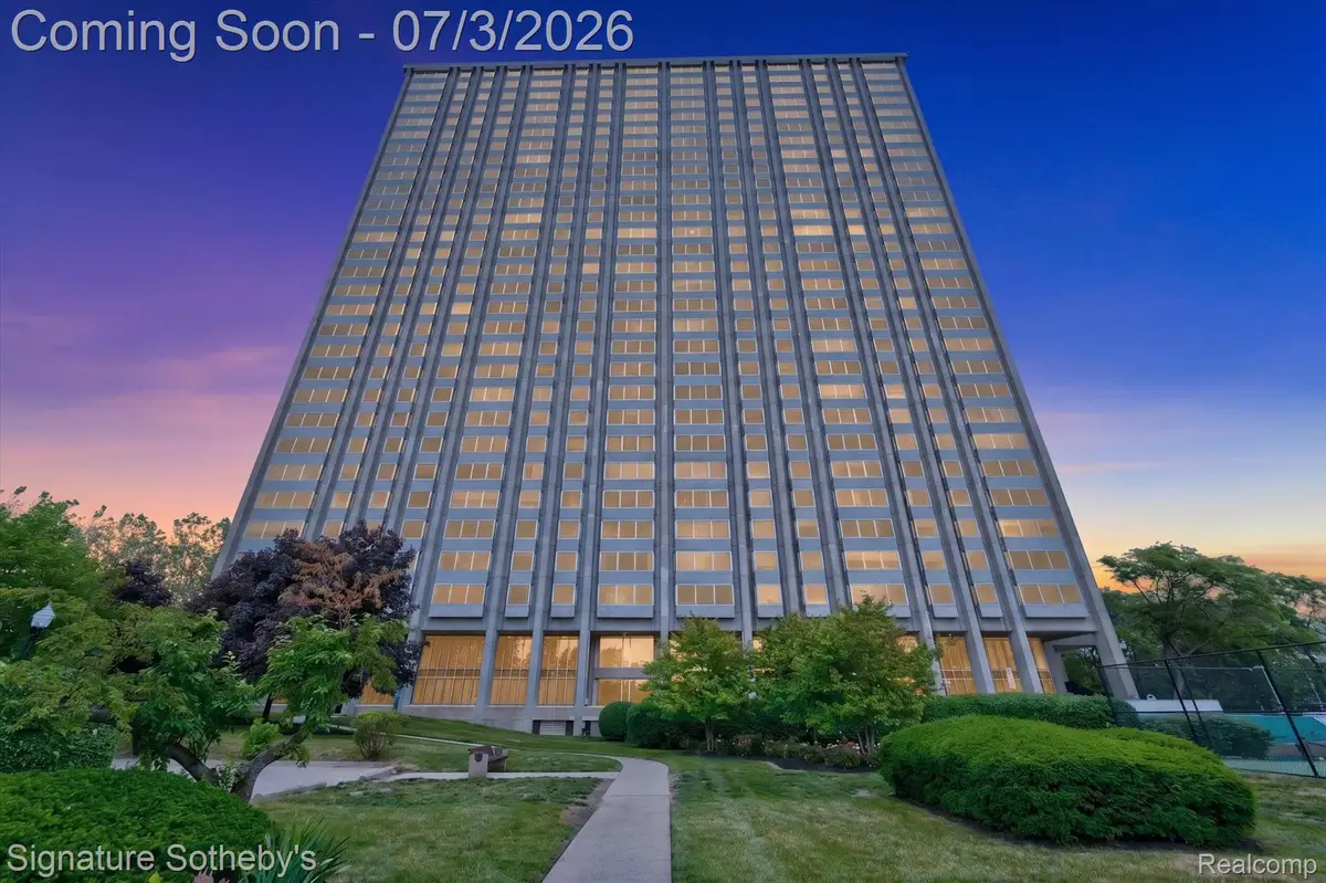 1300 E Lafayette Street #912, Detroit, MI 48207 - #1