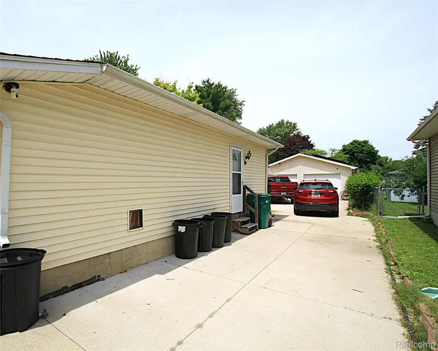 313 E Naldrette Street, Durand, MI 48429 - #2