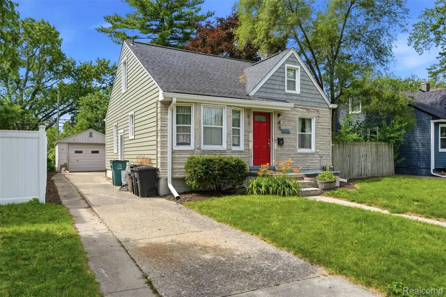 1427 Pearson Street, Ferndale, MI 48220 - #2
