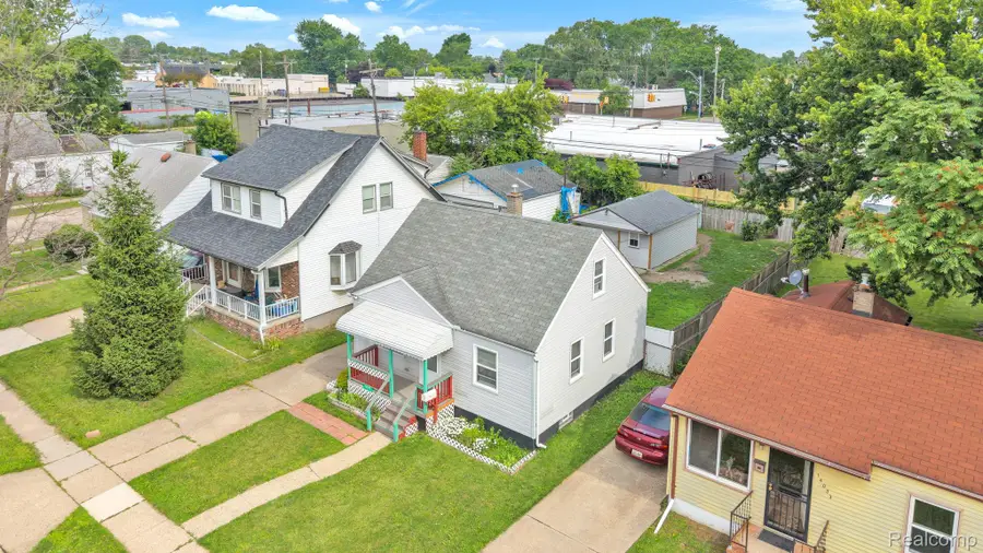 14027 Hobart Avenue, Warren, MI 48089 - #3