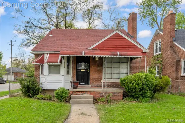 19703 Mansfield Street, Detroit, MI 48235