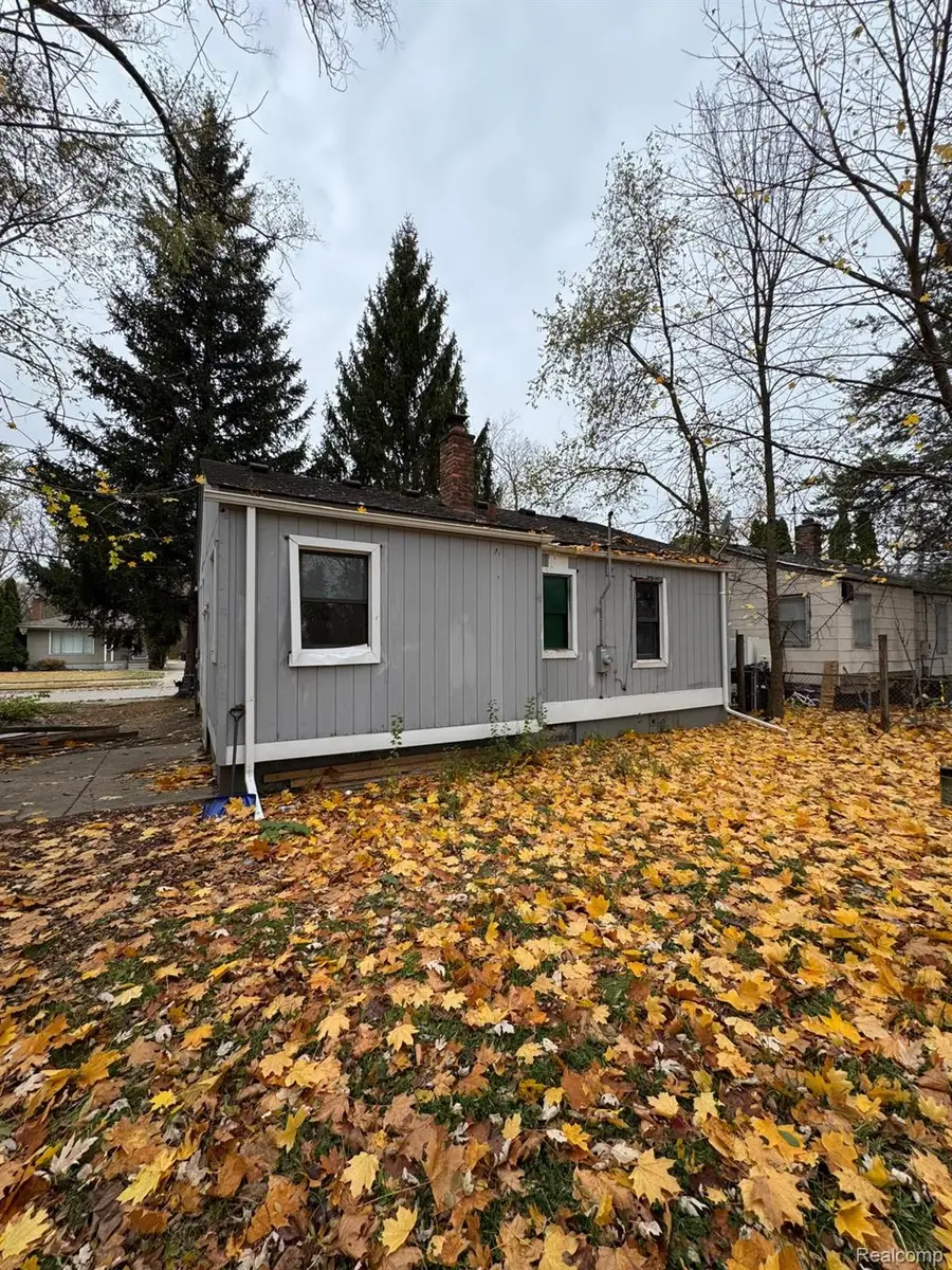 19372 Woodbine Street, Detroit, MI 48219 - #3