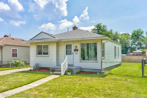 631 Saint Johns Street, Wyandotte, MI 48192