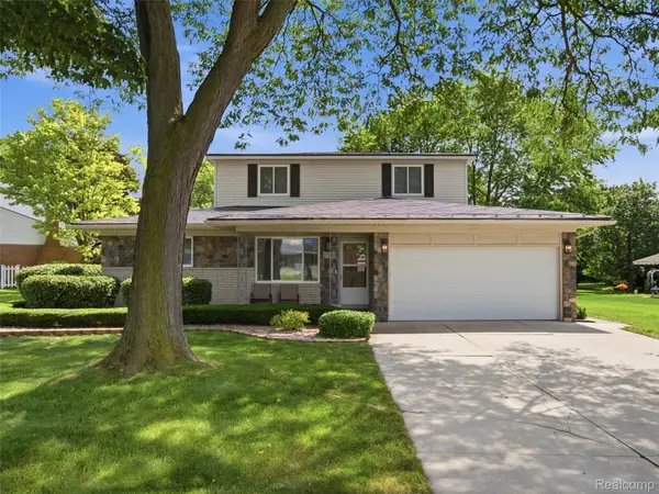 17268 Fitzgerald Street, Livonia, MI 48152