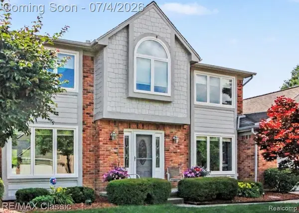 25723 Sullivan Lane, Novi, MI 48375
