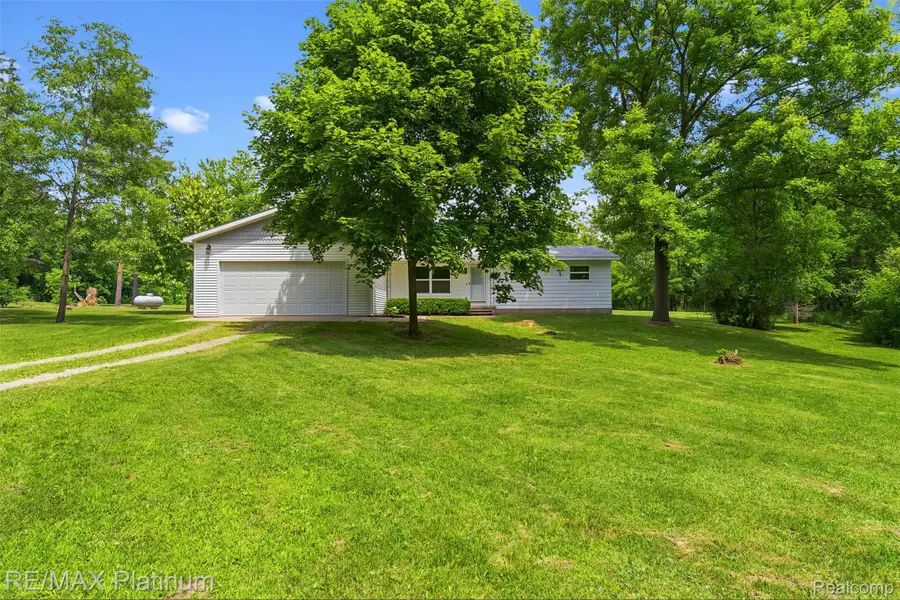 8370 W Rolston Road, Linden, MI 48451 - #3