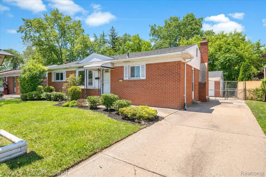 1174 S Dowling Street, Westland, MI 48186 - #2