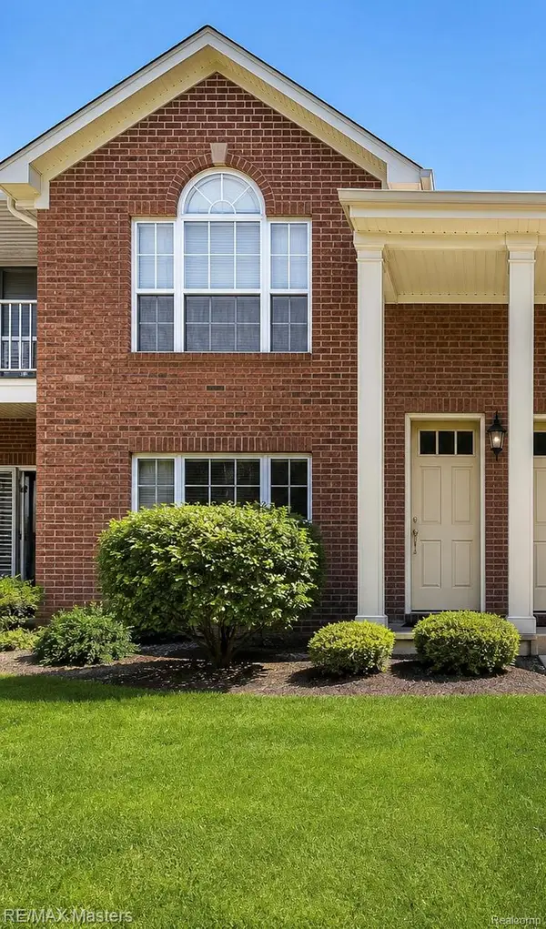 543 Mulberry Street, Wyandotte, MI 48192