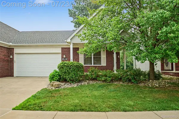 1388 Luxington Drive, Lapeer, MI 48446