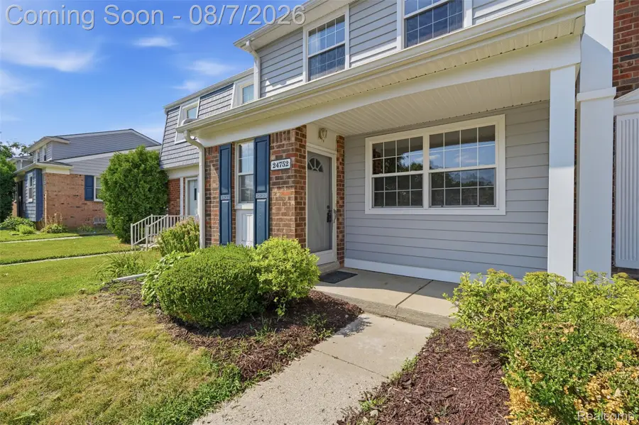 24752 Olde Orchard Street, Novi, MI 48375 - #3