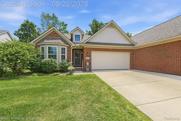 1917 Egret Pointe, Howell, MI 48843