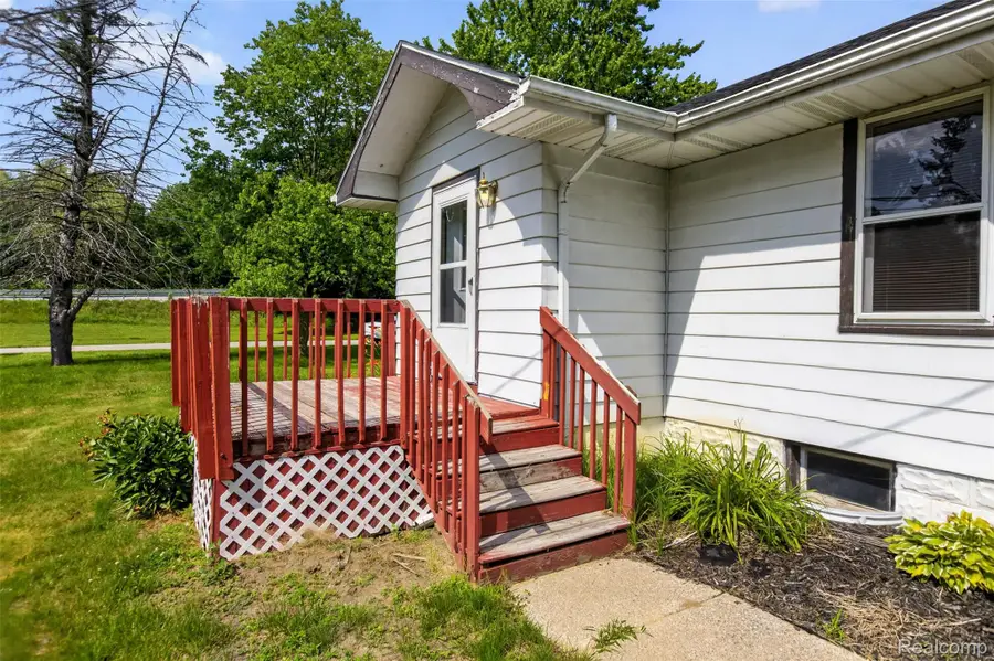 4322 Baker Road, Bridgeport, MI 48722 - #2