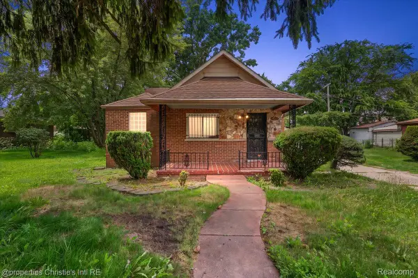 20127 Birwood Street, Detroit, MI 48221