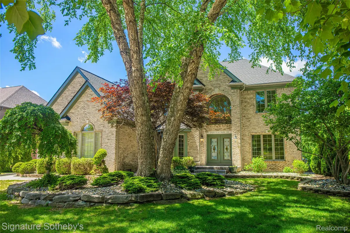 6925 Elm Park Drive, Troy, MI 48098 - #1