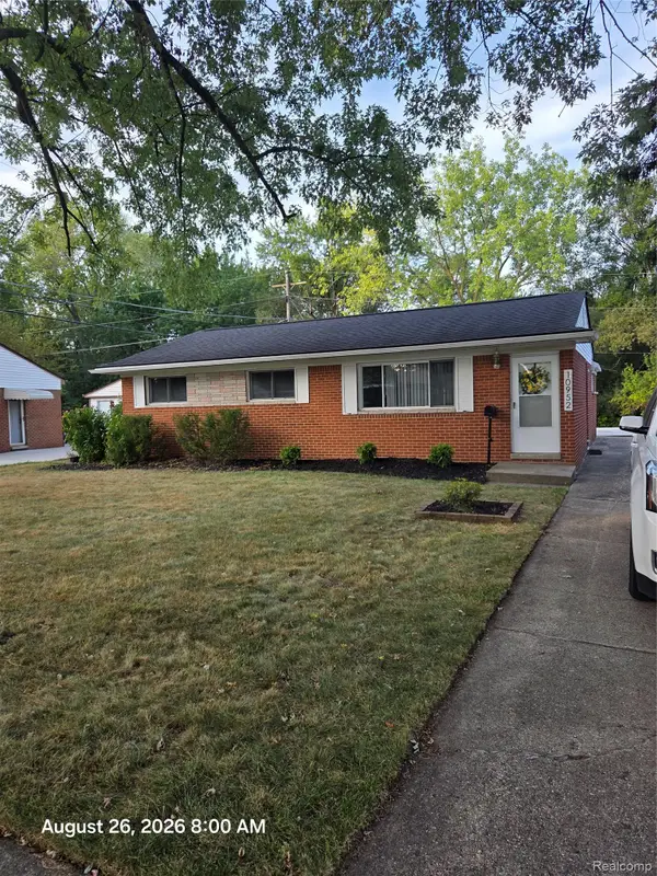 10952 Lesure, SterlingHeights, MI 48035