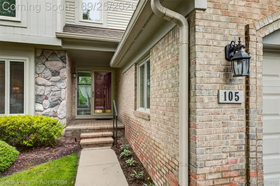 105 Hampton Court, Northville, MI 48168 - #3