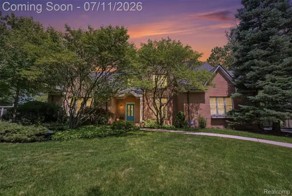 34555 Quaker Valley Road, FarmingtonHills, MI 48331