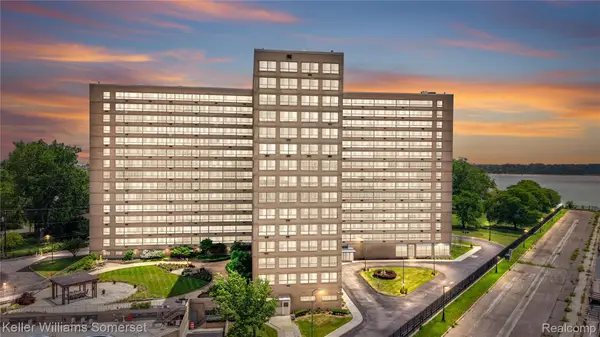 8900 Jefferson Avenue #204, Detroit, MI 48214
