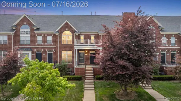 1422 Raliegh Place, Troy, MI 48084