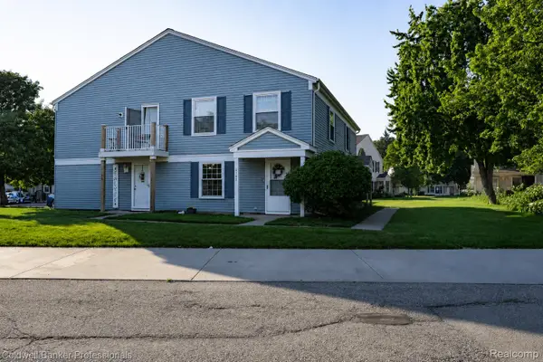 3182 Beechtree Court, LakeOrion, MI 48360