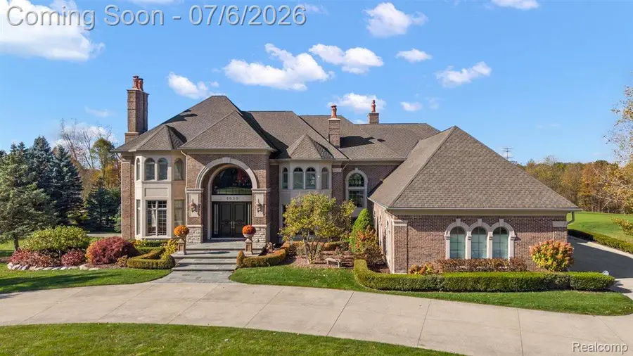 4650 Gatehouse Court, Rochester, MI 48306 - #2