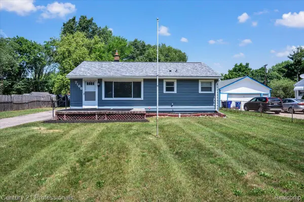 7168 Wedworth Street, Waterford, MI 48327