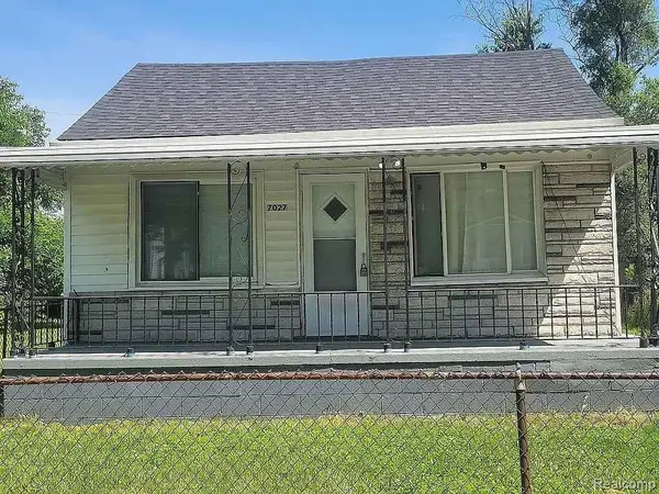 7027 Chalmers Avenue, Warren, MI 48091
