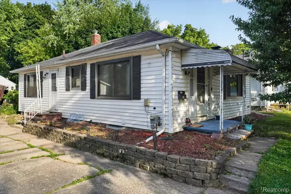 422 N Francis Avenue, Lansing, MI 48912