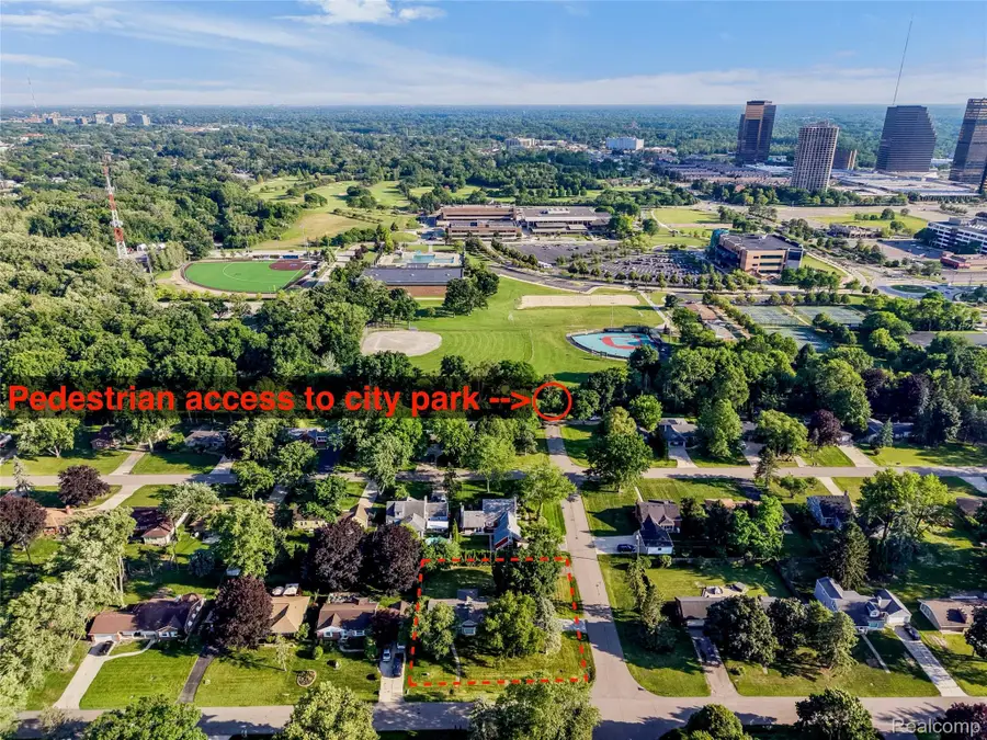 19455 Coral Gables Street, Southfield, MI 48076 - #3