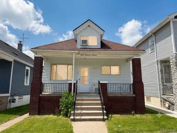 12019 Sobieski Street, Hamtramck, MI 48212