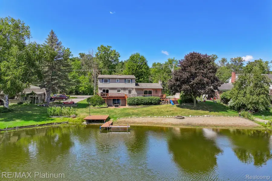 881 Bogie Lake Road, White Lake, MI 48383 - #3