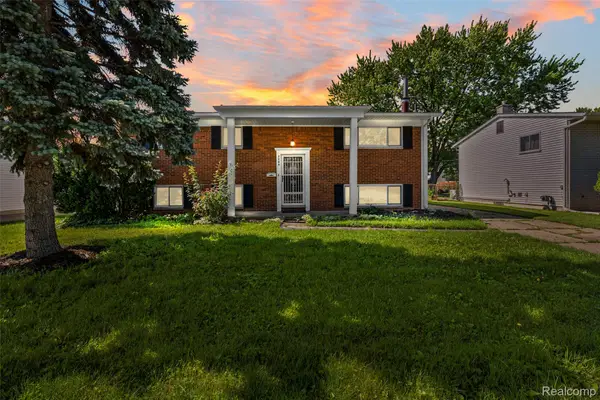 2268 Serra Drive, SterlingHeights, MI 48310