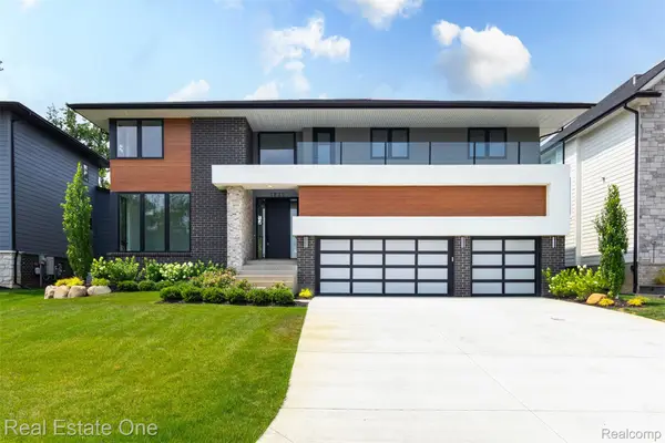 1830 Sadie Shore Drive, CommerceTwp, MI 48382