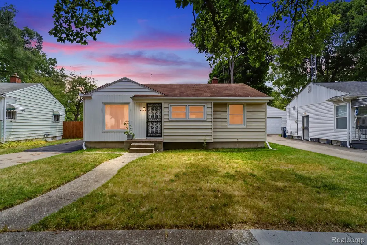 4722 Birchcrest Drive, Flint, MI 48504 - #1