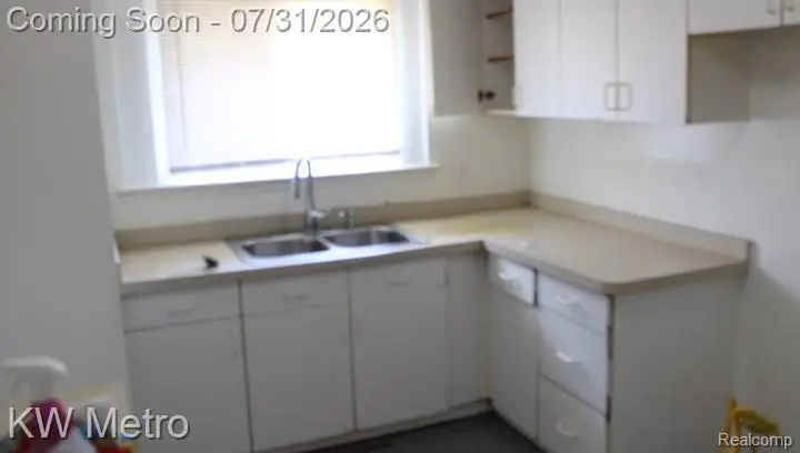 19759 Greenlawn Street, Detroit, MI 48221 - #2