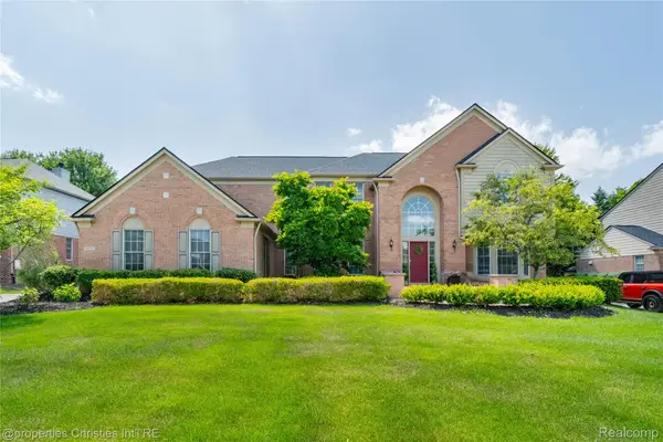 16223 Oak Forest Court, Northville, MI 48168