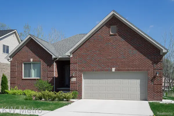 34632 John Bartley Circle, SterlingHeights, MI 48310