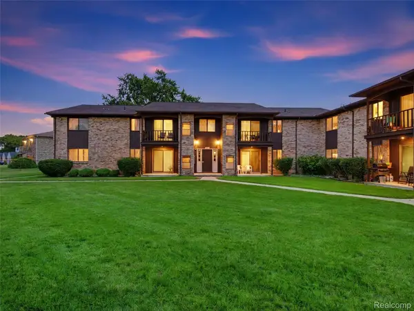 270 E 13 Mile Road #34, MadisonHeights, MI 48071