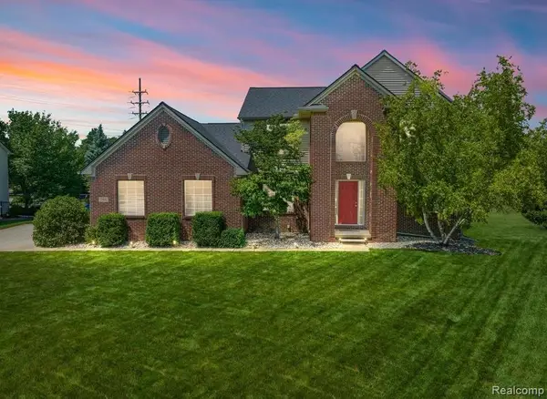 25932 Cobblers Lane, SouthLyon, MI 48178