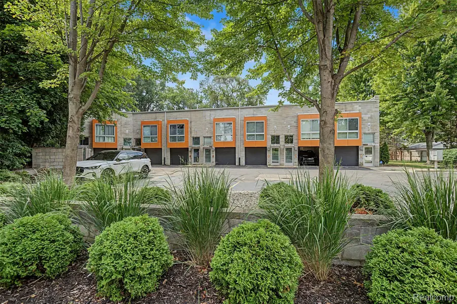432 E Parent Avenue, Royal Oak, MI 48067 - #2