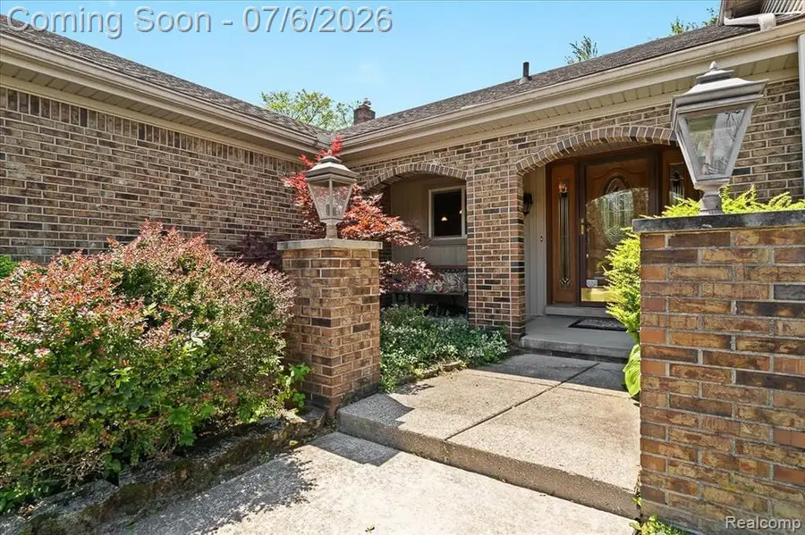 20213 Whitby Drive, Livonia, MI 48152 - #3