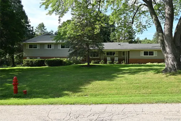 917 S Reading Road S, BloomfieldHills, MI 48304