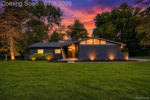 4469 Chamberlain Drive, BloomfieldHills, MI 48301