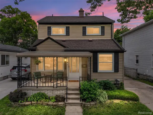 27120 Lenox Avenue, MadisonHeights, MI 48071