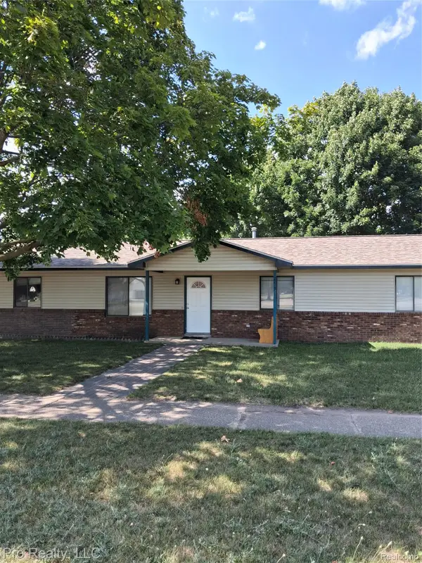 2219 Lakeview Avenue, Ypsilanti, MI 48198