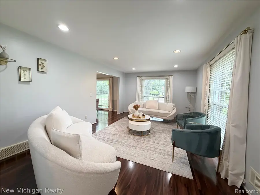 5937 Red Coat Lane, West Bloomfield, MI 48322 - #3